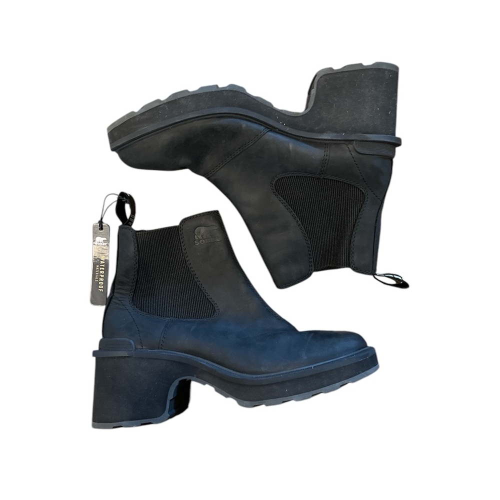 NWT Sorel Hi-line Chelsea boot